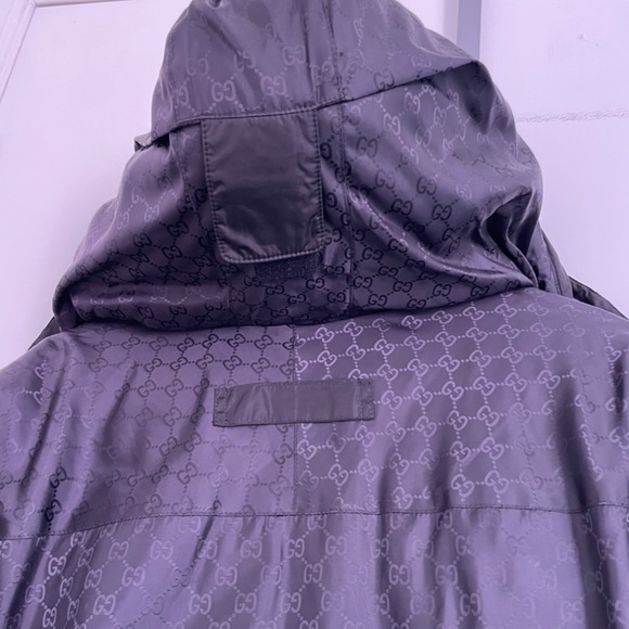 Authentic Gucci Down Puffer Winter Jacket - Picture 8 of 10